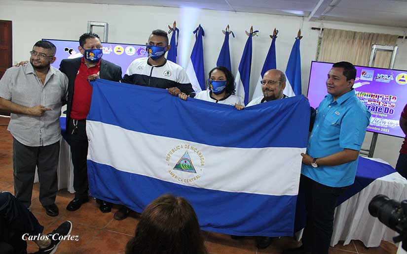 Abanderan a Selección Nacional de Karate Do Managua. Radio La Primerísima 