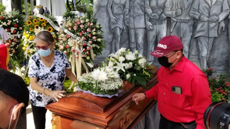 Rinden homenaje póstumo a Arnoldo Guillén Managua. Por Danielka Ruíz/Radio La Primerísima