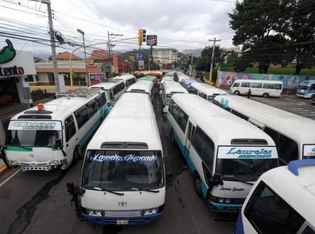 Buseros paralizan actividades en capital de Honduras Tegucigalpa. El Heraldo
