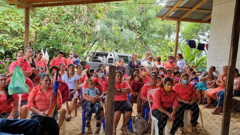 Mujeres de Macuelizo aprenden a elaborar reposterías Managua. Radio La Primerísima 