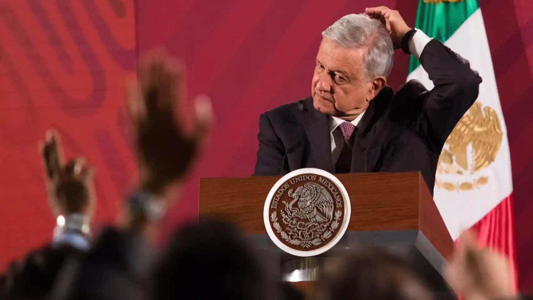 López Obrador quiere la caridad del imperialismo Por Juventino Navarrete