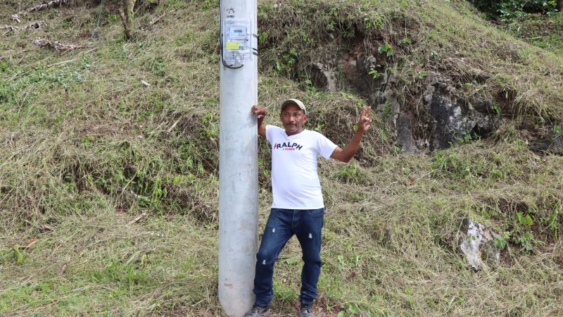 Energía eléctrica continúa llegando a familias de Bonanza Managua. Radio La Primerísima