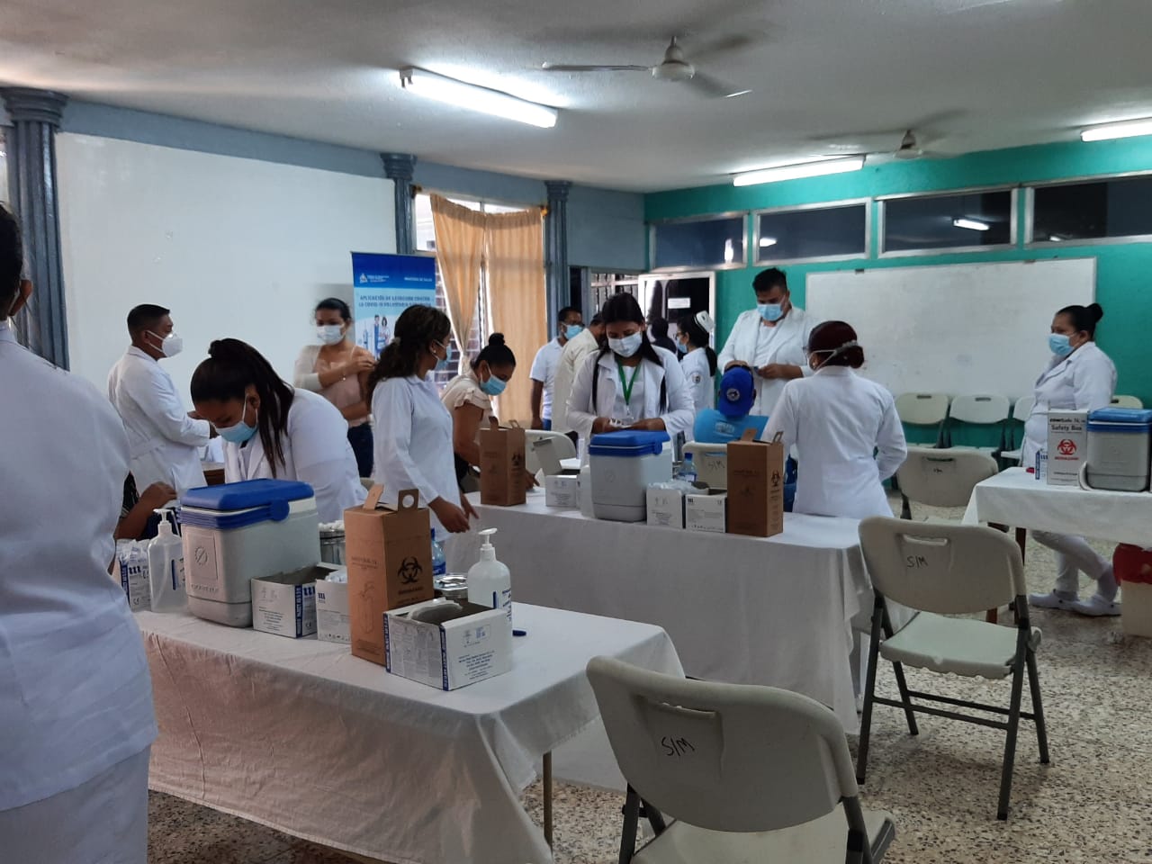 MINSA continúa vacunación en personas mayores de 30 años Managua. Lisbeth González