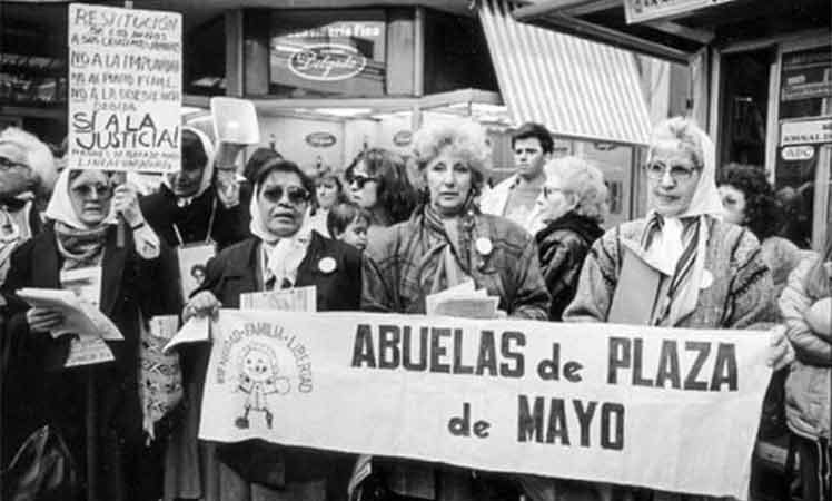 Argentinos rinden homenaje a Abuelas de Plaza de Mayo Buenos Aires. Prensa Latina