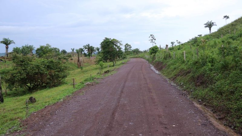 Siguen mejorando caminos en Siuna Managua. Radio La Primerísima