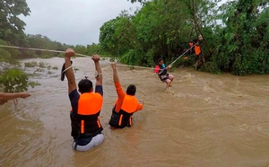 Asciende a 40 los muertos en Filipinas por tormenta Kompasu Manila. Agencias 