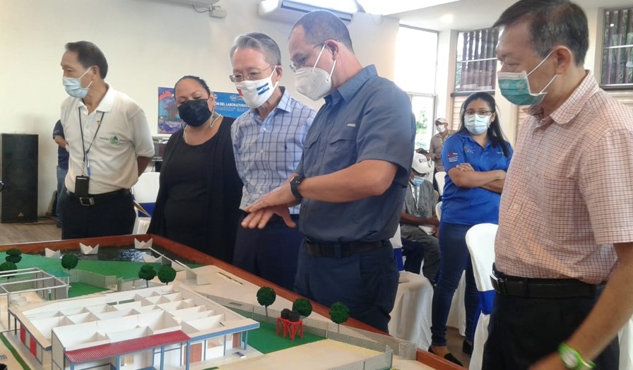 Presentan laboratorio de agua en Río San Juan Managua. Radio La Primerísima