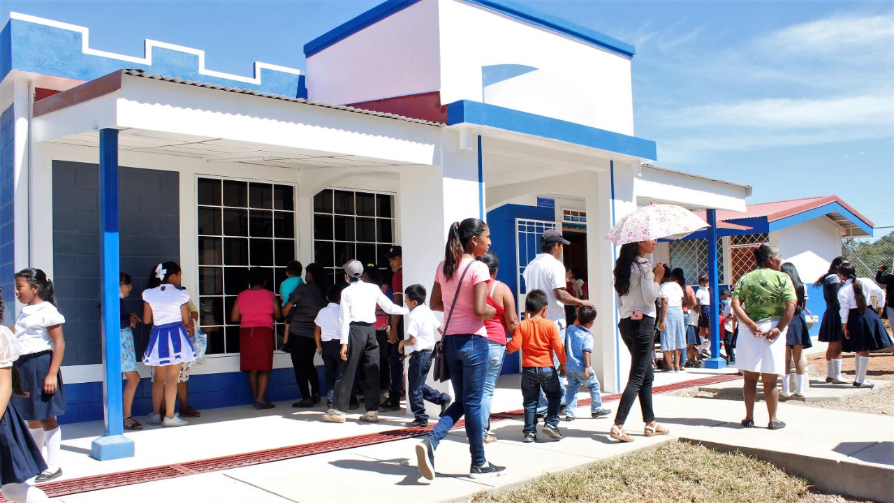 Comunidad Las Cruces estrena escuela Mozonte. Alina Lorío/Radio La Primerísima