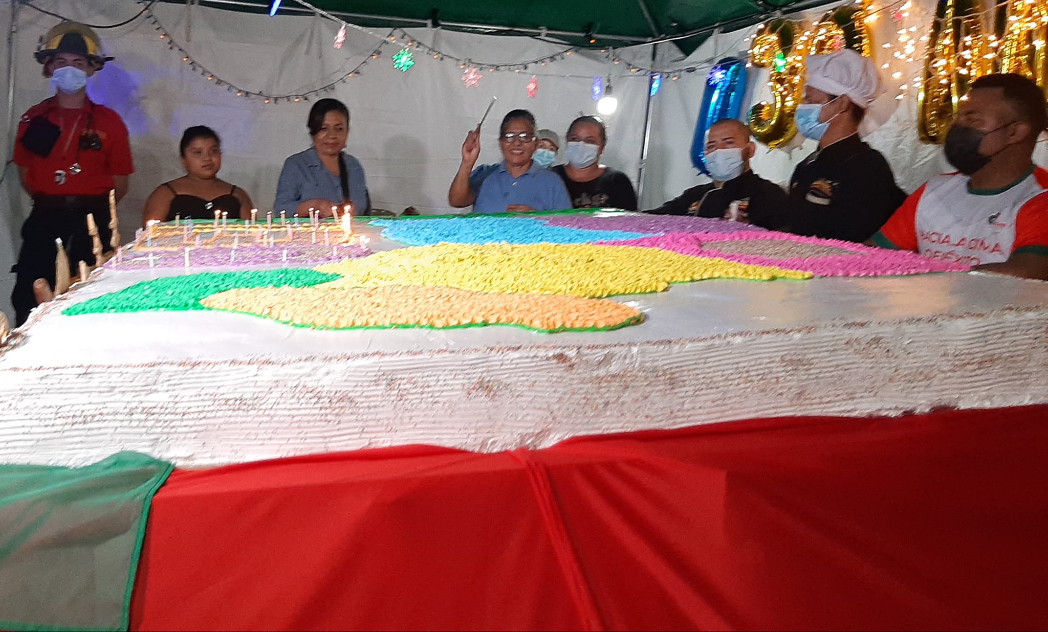 Elaboran el pastel más grande de Nicaragua en Estelí Managua. Radio La Primerísima