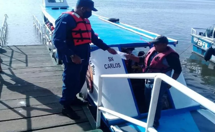 Fuerza Naval protege embarcaciones y flota pesquera industrial Managua. Radio La Primerísima