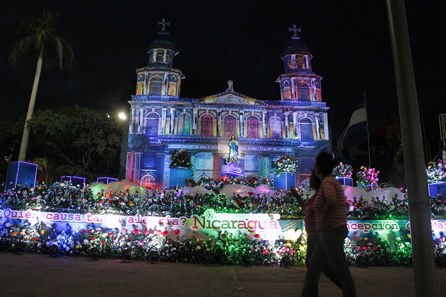 Anuncian instalación de altares en la Avenida de Bolívar Managua. Radio La Primerísima