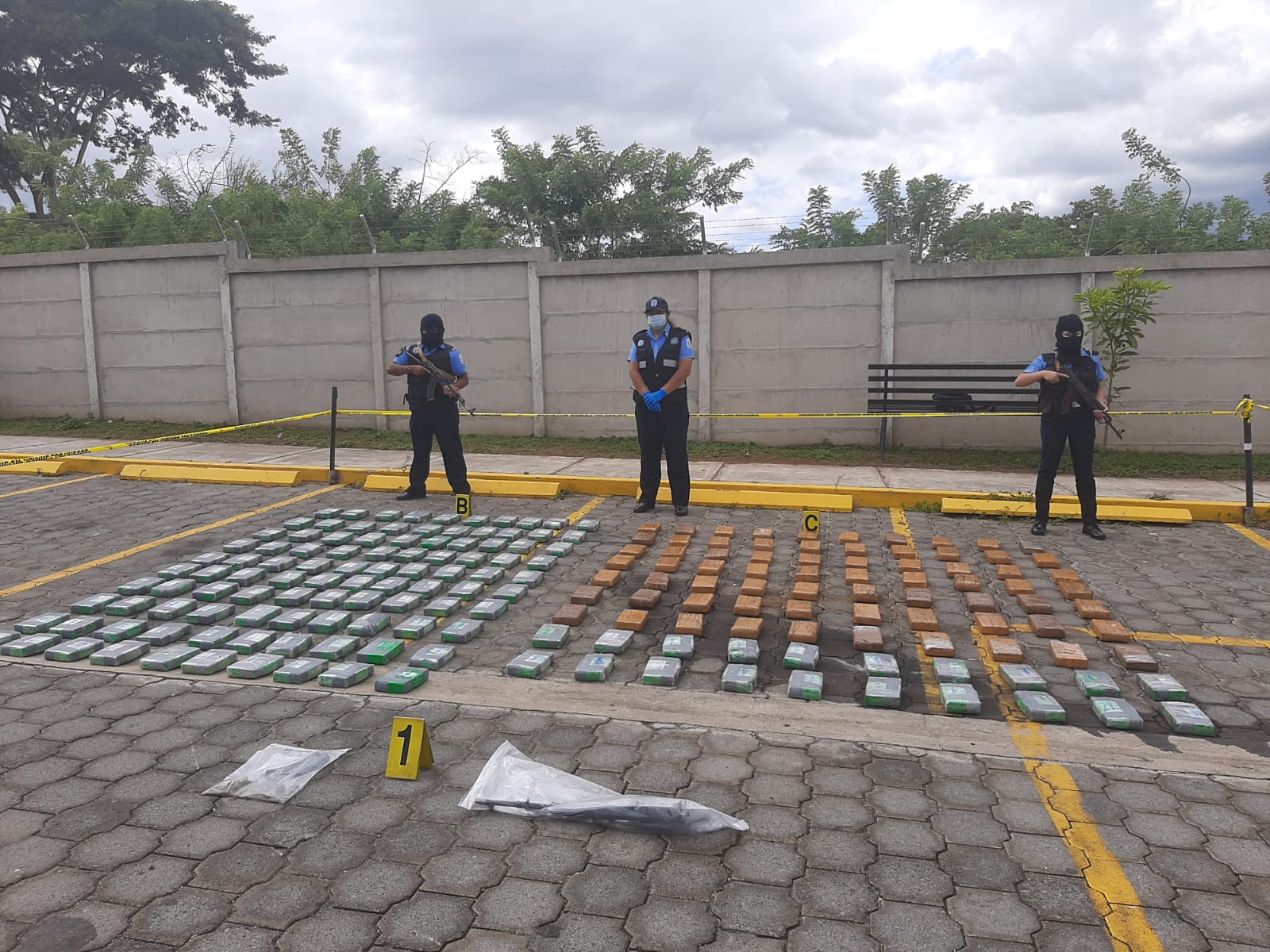 Ocupan 208 kilos de cocaína en El Viejo, Chinandega Managua. Winston López/ Radio La Primerísima 