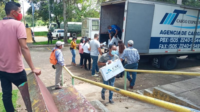 Llega material electoral a Carazo Jinotepe. Manuel Aguilar/Radio La Primerísima