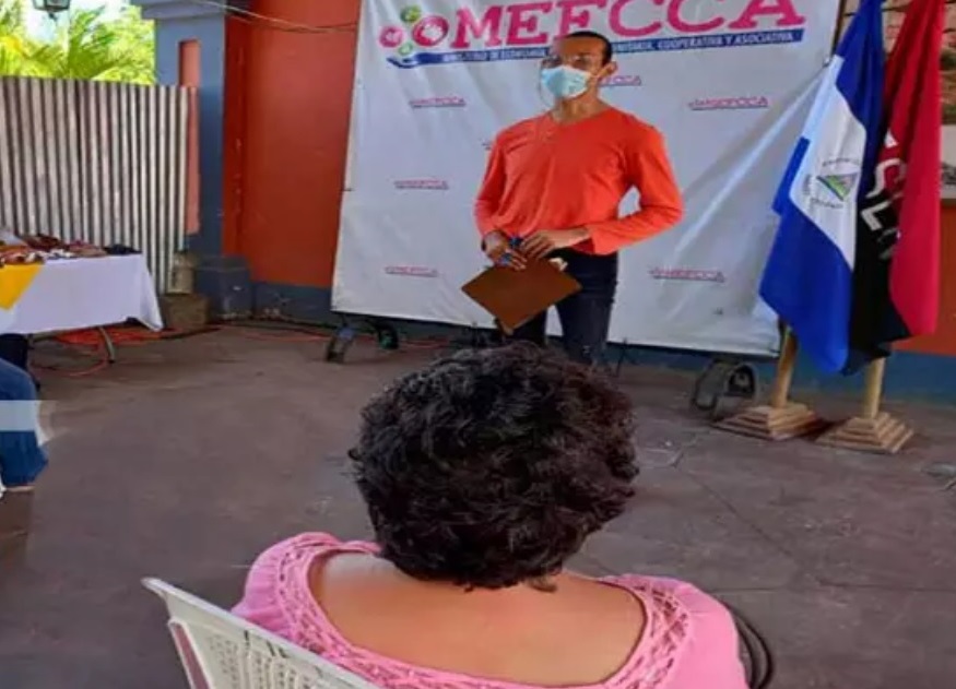 Intercambian experiencias emprendedores en Chinandega Managua. Radio La Primerísima