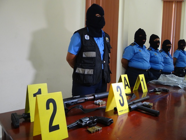Policía decomisa más de 4 mil armas de fuego Managua. Jerson Dumas/Radio La Primerísima