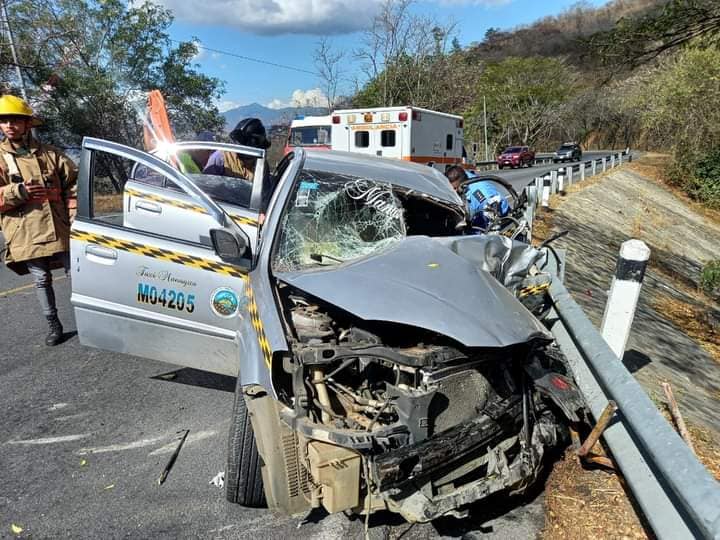 Tres cubanos lesionados en accidente de tránsito Managua. Radio La Primerísima