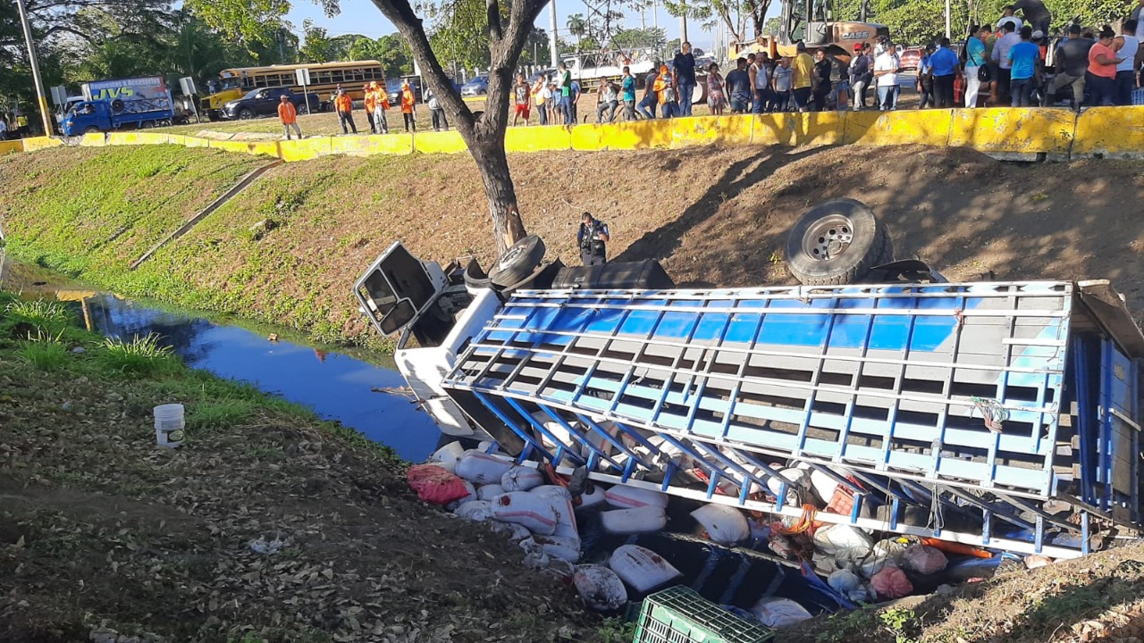 Acusan de homicidio imprudente a chofer que provocó accidente que dejó cinco muertos Managua. Jerson Dumas/Radio La Primerísima