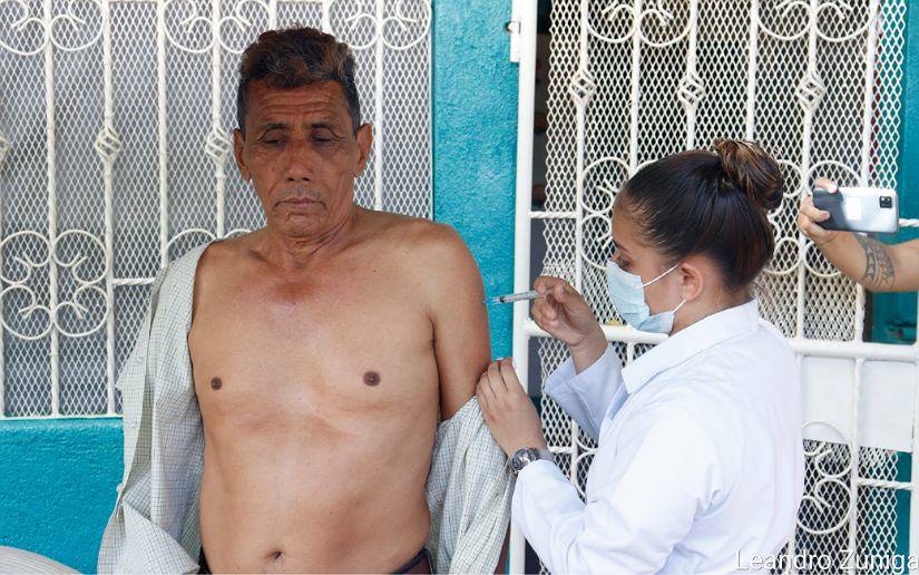 Completan esquemas de vacunación contra Covid-19 en barrio Concepción de María Managua. Radio La Primerísima