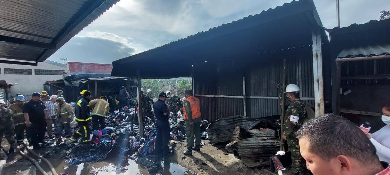 Al menos seis tramos afectados por incendio en mercado de Jinotepe Jinotepe. Manuel Aguilar/Radio La Primerísima