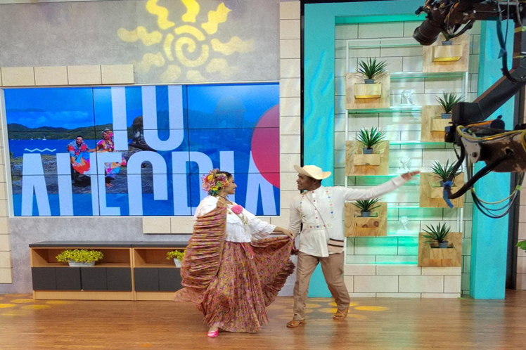 Nicaragüenses entre participantes en festival de danza en Panamá Ciudad de Panamá. Prensa Latina
