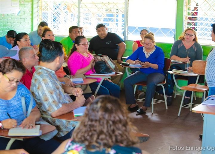 MINED capacita a más de 500 docentes de Managua