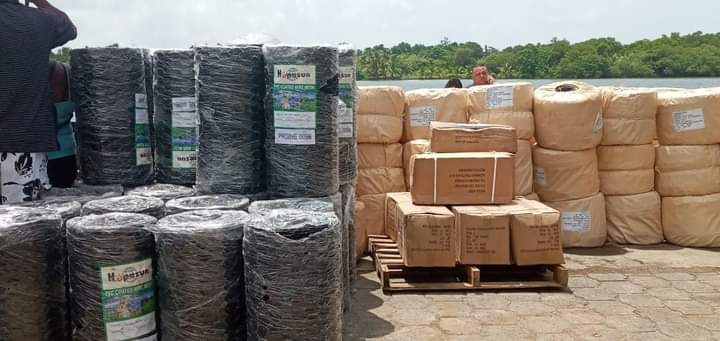 Pescadores del Caribe Sur reciben materiales para la construcción de nasas Managua. Radio La Primerísima