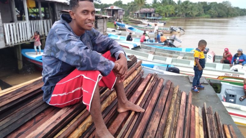 Entregan aperos de pesca a pobladores afectados por huracanes Managua. Radio La Primerísima