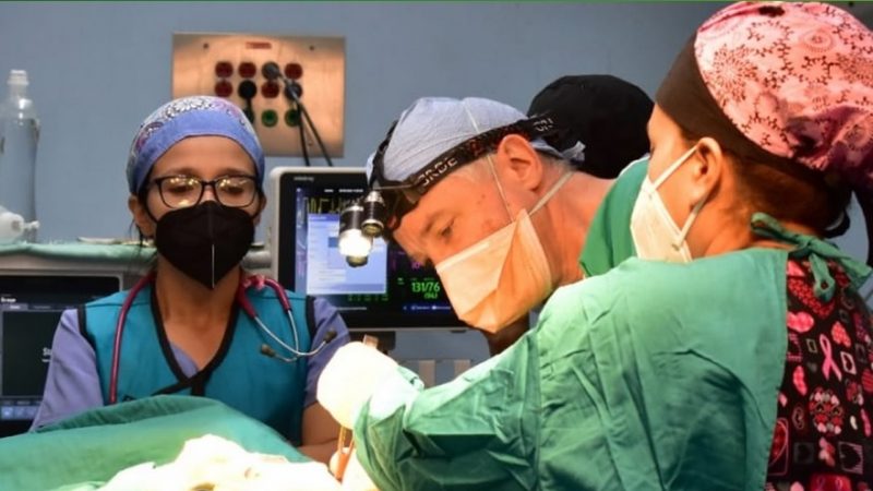 Realizan cirugías de corazón abierto en hospital de León Managua. Radio La Primerísima
