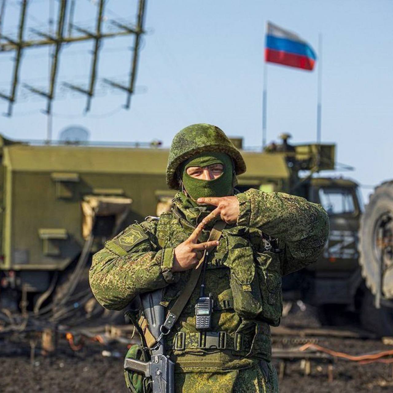 La operación de Rusia reescribe los libros de texto militares Por Kirill Solok | READOVKA