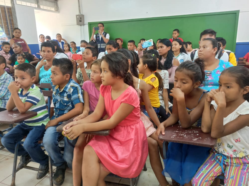 Rehabilitan escuela Santa Clara en Bonanza Managua. Radio La Primerísima