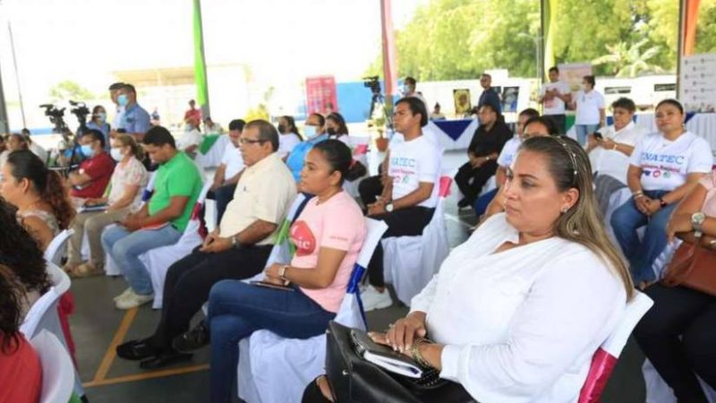 Fortalecen a emprendedores de escuelas de oficios Managua. Radio La Primerísima
