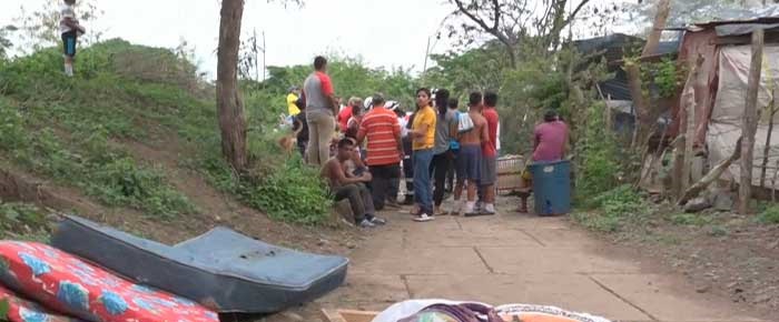 Incendio arrasa dos viviendas en Estelí Managua. Radio La Primerísima