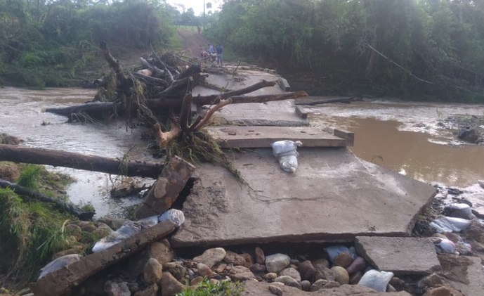 Paso de onda tropical deja más de 30 viviendas anegadas en Siuna Siuna. Radio Uraccan Siuna