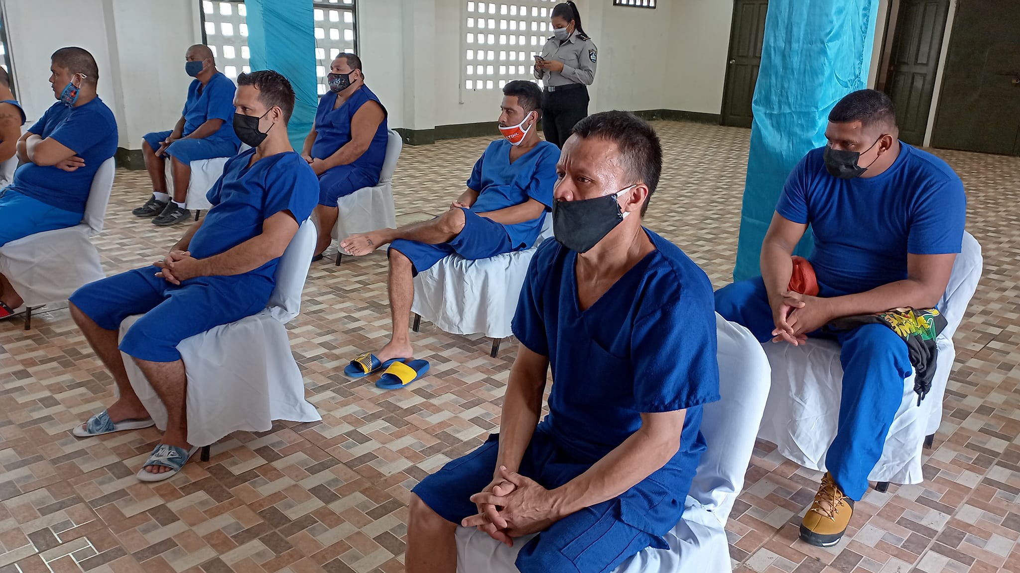 Organizan curso de tallado en madera en el penal de Bluefields Managua. Radio La Primerísima