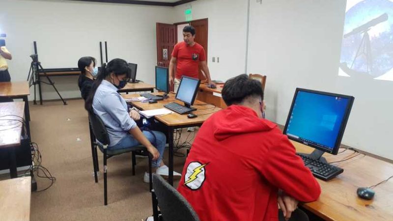 Estudiantes se preparan para Olimpiadas Latinoamericana de Astronomía y Astrofísica Managua. Radio La Primerísima
