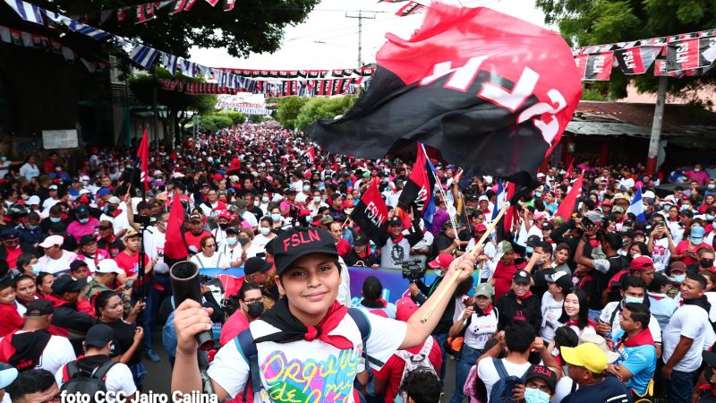 Militancia sandinista reedita repliegue al Vapor Managua. Radio La Primerísima