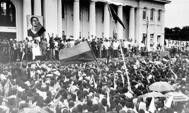 La Revolución Sandinista significa fortalecer las esperanzas para el futuro Managua. Radio La Primerísima 