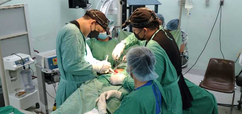 Realizan jornada quirúrgica de hernia y vesícula en hospital Alemán Nicaragüense Managua. Radio La Primerísima