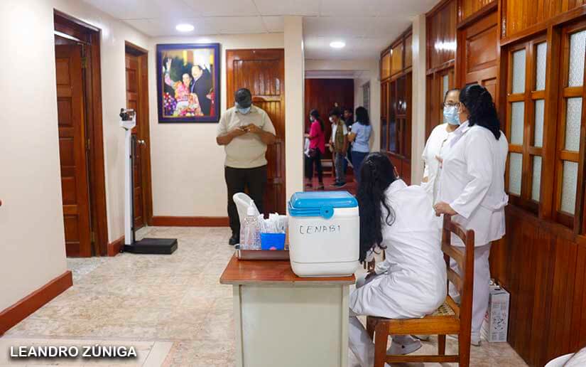 Reconstruyen puesto médico que atiende a 25 mil capitalinos Managua. Radio La Primerísima