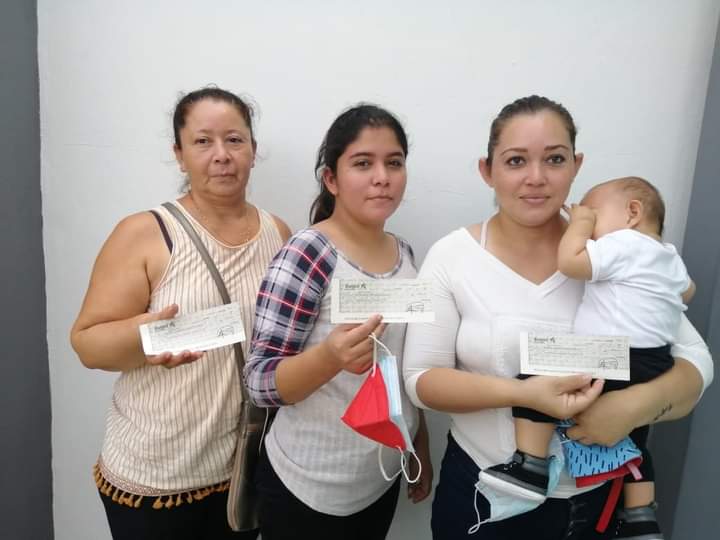 Entregan créditos a 469 emprendedoras de Managua Managua. Jaime Mejía, Radio La Primerísima