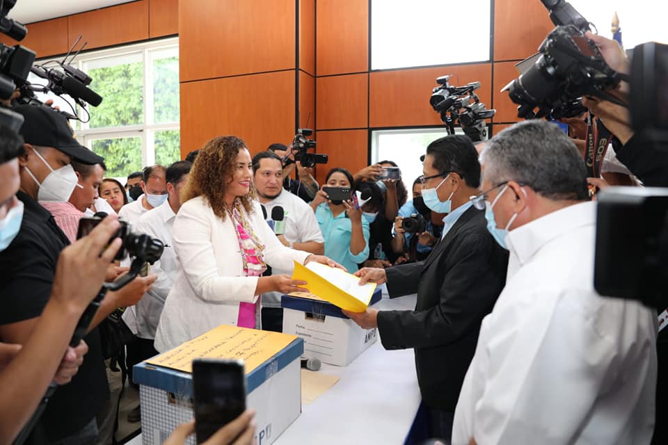 FSLN inscribe candidatos provisionales para elecciones municipales Managua. Radio La Primerísima