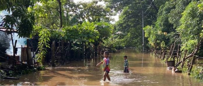 Reportan inundaciones y crecida de ríos en Juigalpa Managua. Radio La Primerísima
