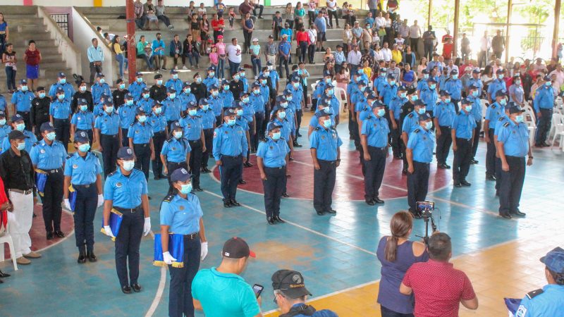 Ciento treinta y cuatro oficiales ascendidos en grado en Nueva Segovia y Caribe Sur Managua. Radio La Primerísima 