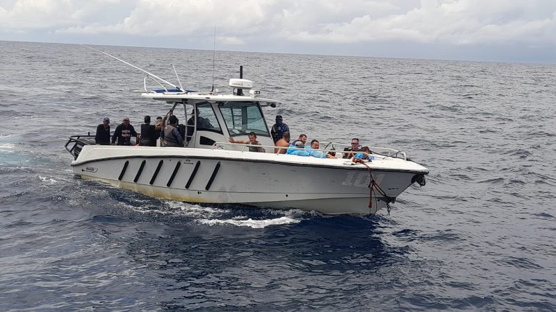 Rescatan tripulación de lancha que estaba a la deriva en Mar Caribe Managua. Radio La Primerísima