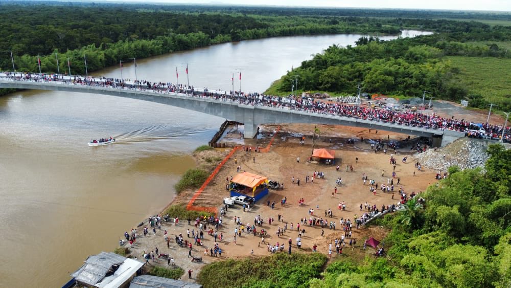 Histórica inauguración del puente Wawa Boom en Caribe Norte Managua. Radio La Primerísima