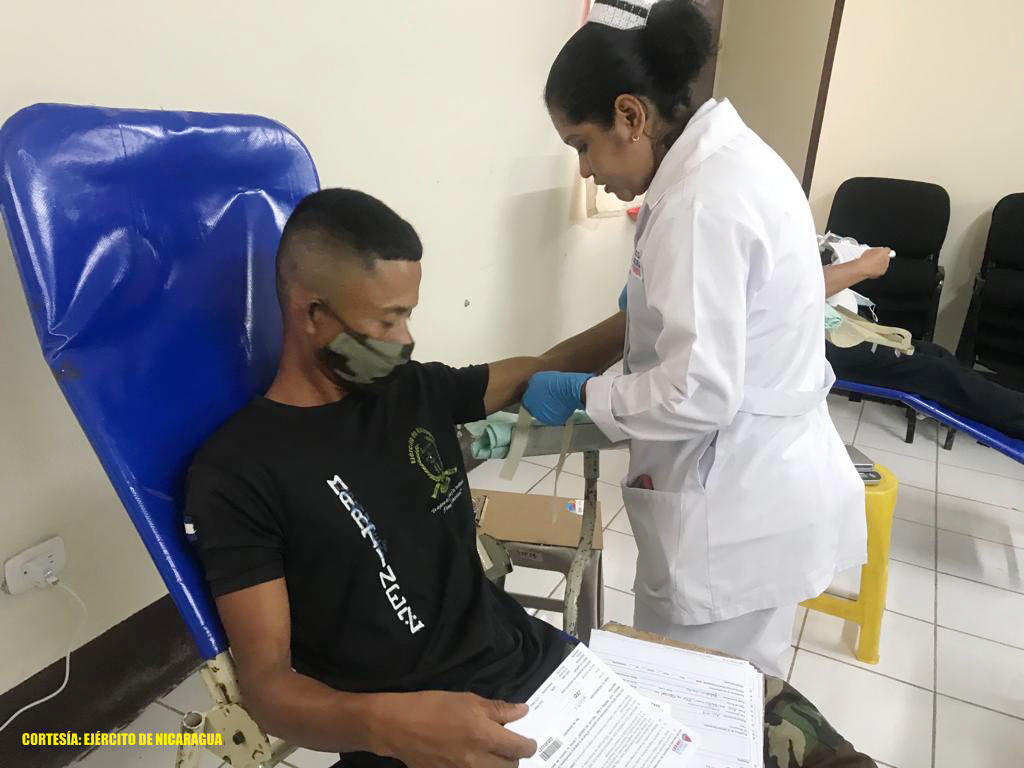 Ejército participa en jornada de donación de sangre Managua. Radio La Primerísima
