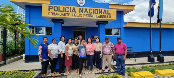 Pobladoras de Poneloya estrenan Comisaría de la Mujer Managua. Radio La Primerísima