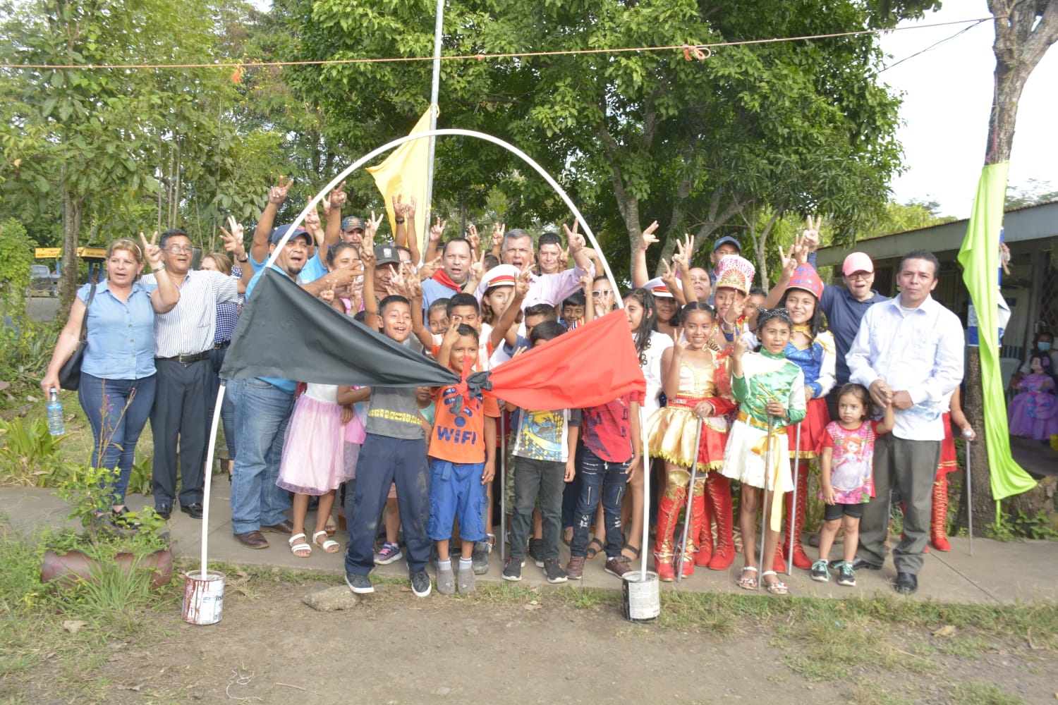 Por primera vez familias de una comunidad de Muy Muy tienen agua potable Managua. Radio La Primerísima