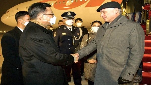 Presidente Díaz-Canel arriba a China, última etapa de su gira internacional Beijing. Agencias