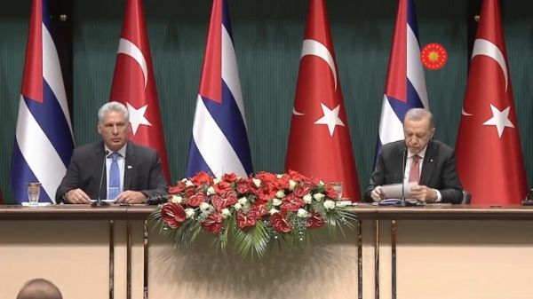 Türkiye y Cuba acuerdan reforzar relación comercial bilateral Ankara. Teelsur